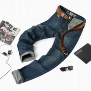 Bulk  Jeans：http://www.pickfashionstyle.net/jeans-jeans-man-c-1171_117